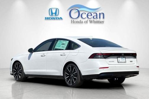 Platinum White Pearl 2026 Honda Accord Hybrid Touring