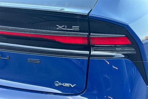 2023 Toyota Prius XLE