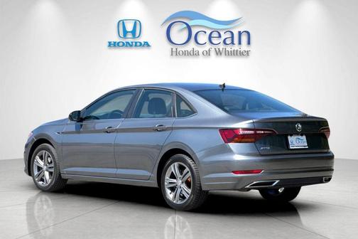 Platinum Gray Metallic 2019 Volkswagen Jetta 1.4T R-Line