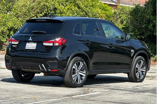 2023 Mitsubishi Outlander Sport 2.0 ES