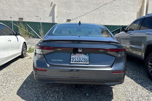 Meteorite Gray Metallic 2025 Honda Accord SE