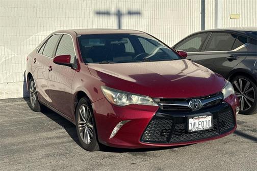 2017 Toyota Camry SE