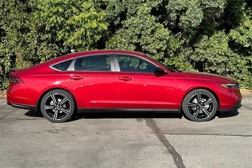 2025 Honda Accord Hybrid Base