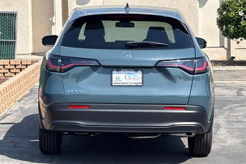 2026 Honda HR-V LX