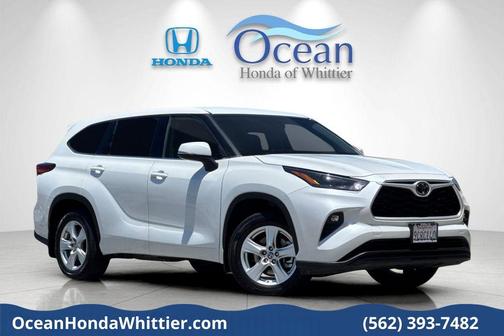 Wind Chill Pearl 2022 Toyota Highlander LE
