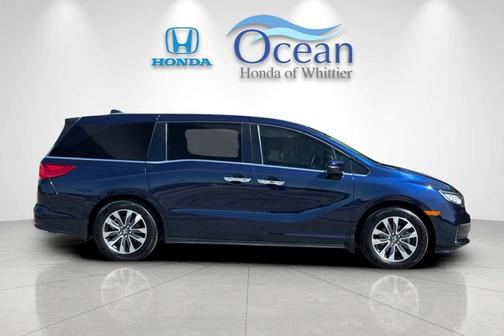 2023 Honda Odyssey 