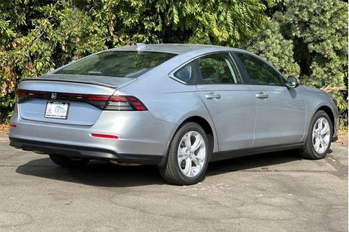 2025 Honda Accord LX 1.5T