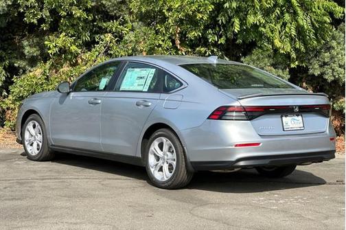 2025 Honda Accord LX 1.5T