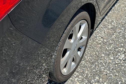 Phantom Black Metallic 2011 Hyundai ELANTRA Limited