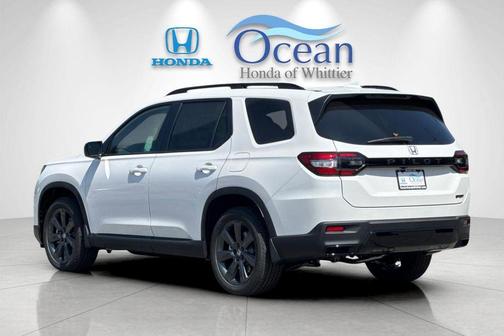 Platinum White Pearl 2026 Honda Pilot Sport