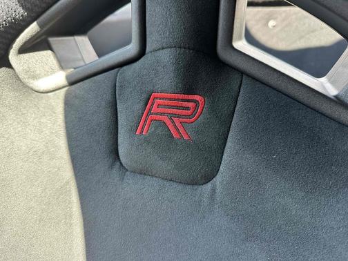 2019 Ford Shelby GT350R Base
