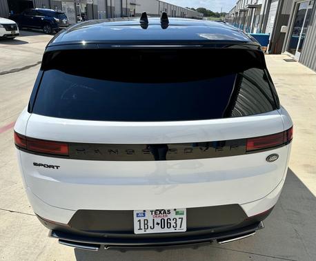 2023 Land Rover Range Rover Sport SE