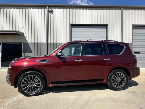 2023 Nissan Armada Platinum 2WD