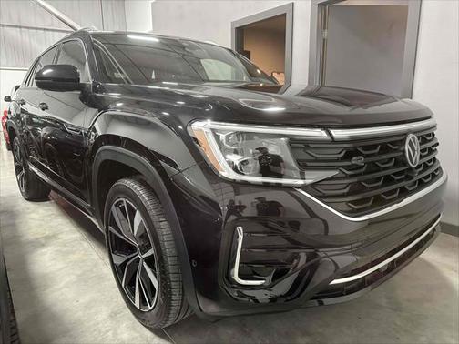 2024 Volkswagen Atlas Cross Sport 2.0T SEL Premium