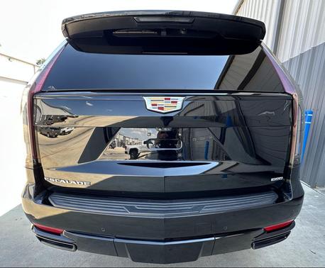2022 Cadillac Escalade Sport Platinum