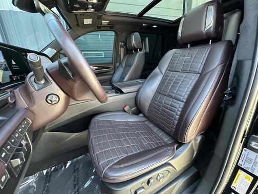 2022 Cadillac Escalade Sport Platinum