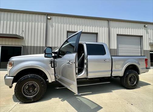 2022 Ford F-350 Platinum