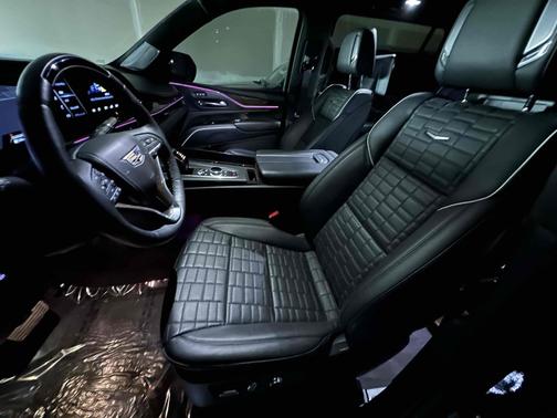 2024 Cadillac Escalade ESV Sport Platinum
