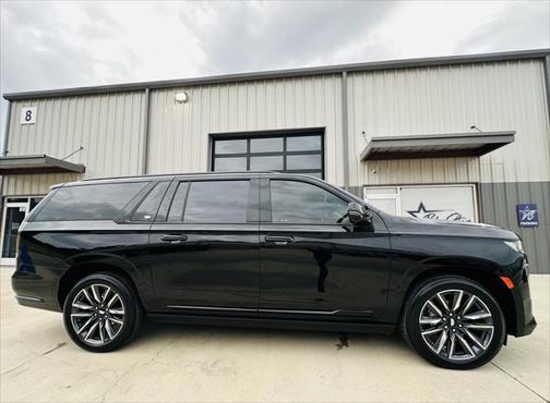 2024 Cadillac Escalade ESV Sport Platinum
