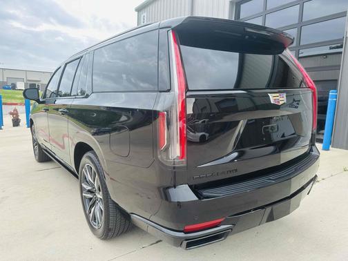 2024 Cadillac Escalade ESV Sport Platinum