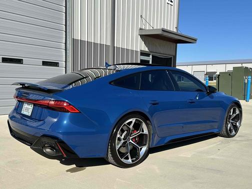 2025 Audi RS 7 4.0T Performance