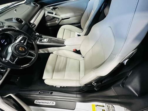2021 Porsche 718 Cayman GTS 4.0