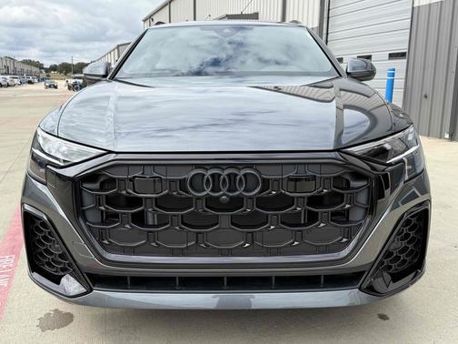 2025 Audi Q8 55 Premium Plus