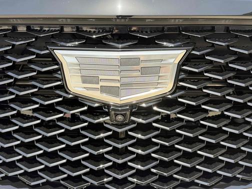 Vibrant White Tricoat 2026 Cadillac Escalade V-Series