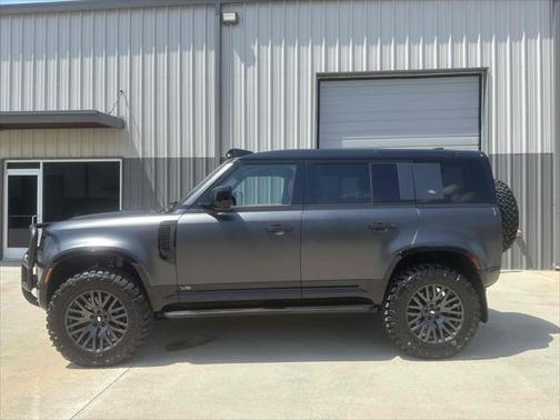 2024 Land Rover Defender 110 P525 Carpathian Edition