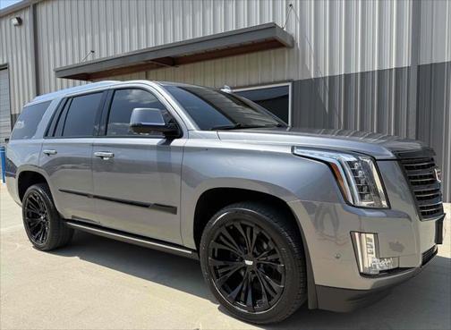 2020 Cadillac Escalade Platinum