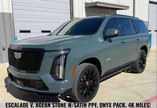 2025 Cadillac Escalade V-Series