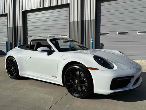 2023 Porsche 911 Carrera GTS