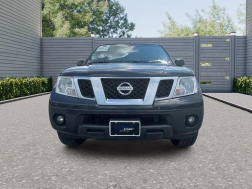 2013 Nissan Frontier Desert Runner