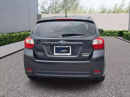 2016 Subaru Impreza 2.0i