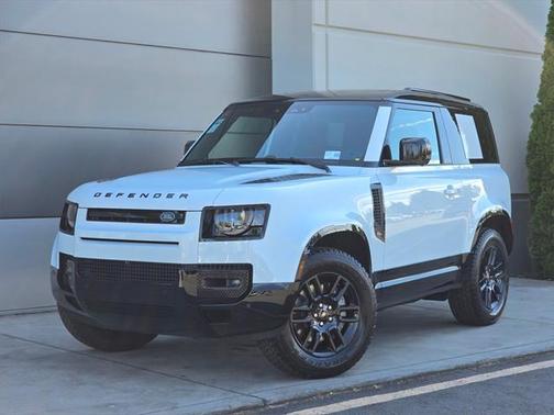 2025 Land Rover Defender 90 P400 X-Dynamic SE