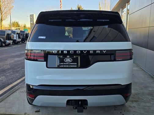 2025 Land Rover Discovery P360 Metropolitan Edition