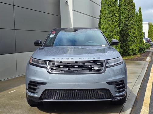2026 Land Rover Range Rover Velar P250 SE R-Dynamic