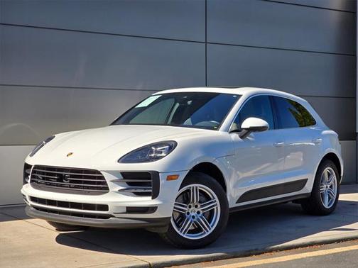 2020 Porsche Macan Base