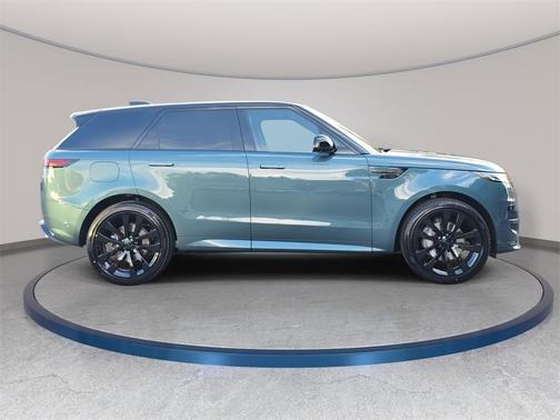 2026 Land Rover Range Rover Sport 5.0 Supercharged Dynamic