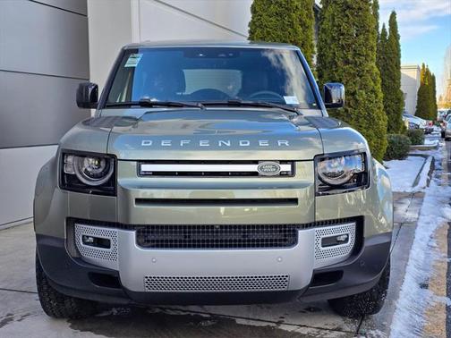 2025 Land Rover Defender 90 P300 S