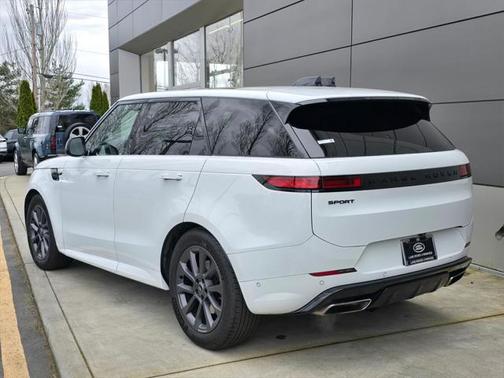 2024 Land Rover Range Rover Sport SE