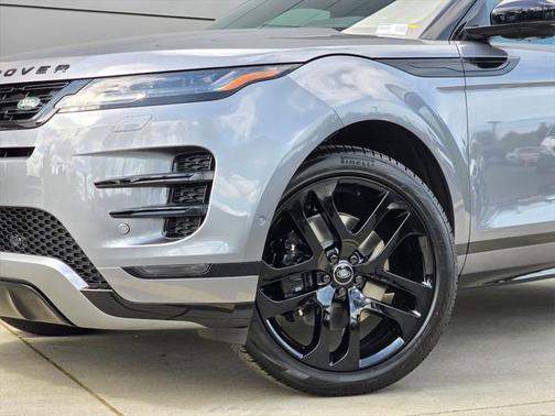 2026 Land Rover Range Rover Evoque Dynamic SE
