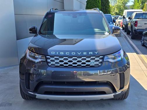 2025 Land Rover Discovery P300 S
