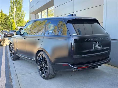 2025 Land Rover Range Rover P530 Autobiography