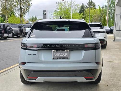 2026 Land Rover Range Rover Velar P250 SE R-Dynamic