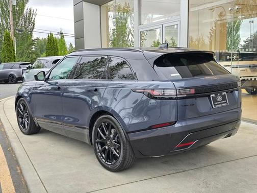 2026 Land Rover Range Rover Velar P250 SE R-Dynamic
