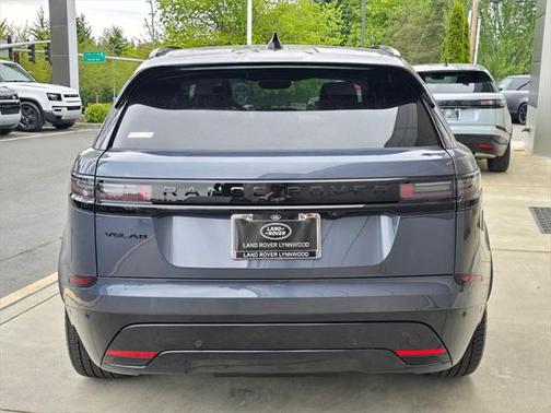 2026 Land Rover Range Rover Velar P250 SE R-Dynamic