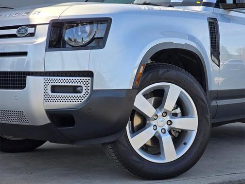 2024 Land Rover Defender 110 P300