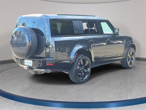 2026 Land Rover Defender P400 X-Dynamic SE