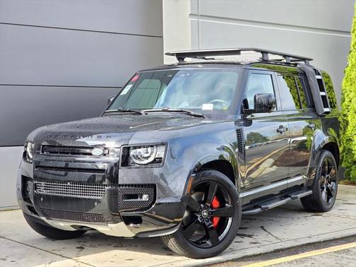 2025 Land Rover Defender 130 P400 X